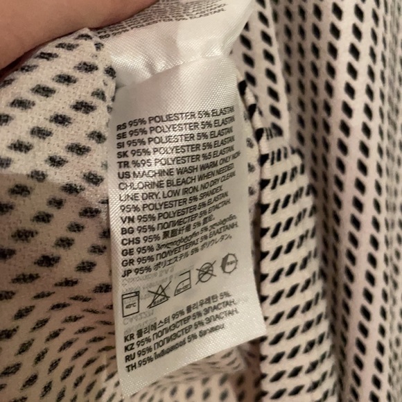 H&M Work Blouse - Picture 5 of 5